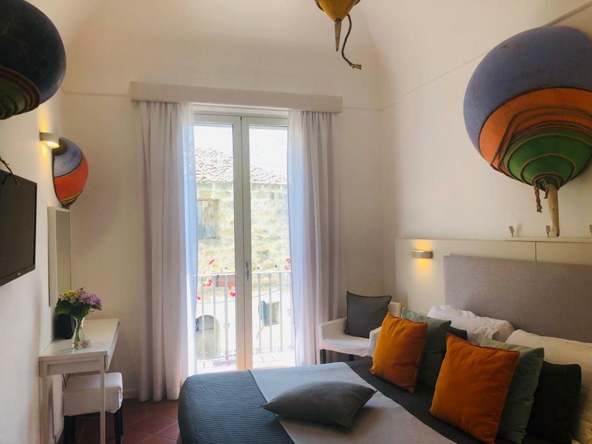 B&B Antichi Colori Cinisi Exterior photo